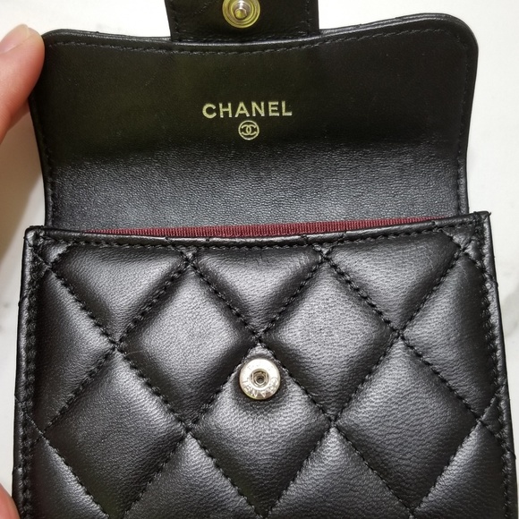 ❌SOLD❌ Chanel XL Classic Flap Card Holder - Picture 3 of 3